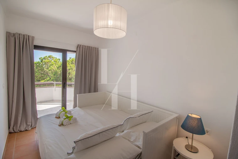 Apartamento T2 para Arrendamento em Quarteira Foto 20