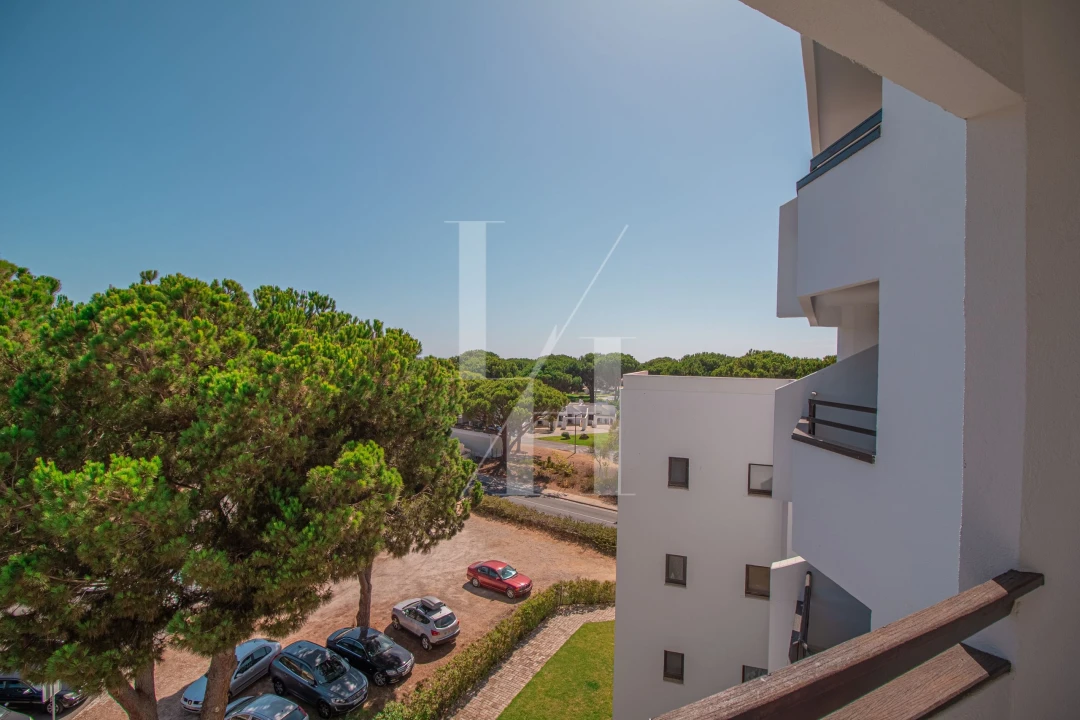 Apartamento T2 para Arrendamento em Quarteira Foto 22