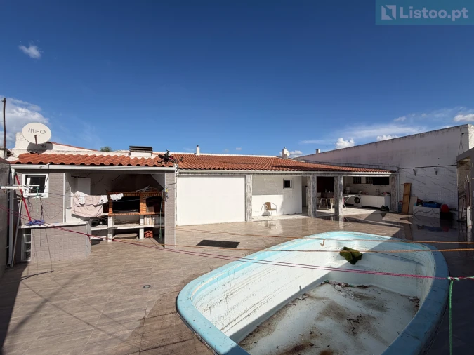 Apartamento T3 para Venda em Seixal, Arrentela e Aldeia de Paio Pires Foto 4