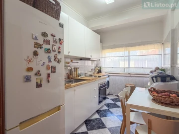Apartamento T2 para Venda em Venteira
