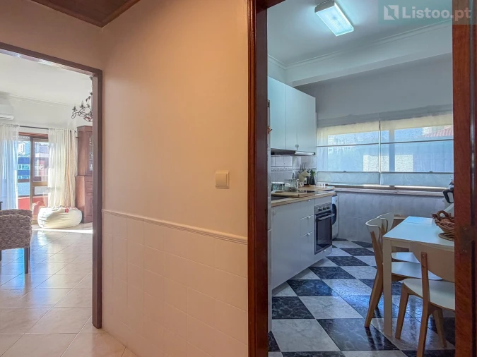 Apartamento T2 para Venda em Venteira Foto 10