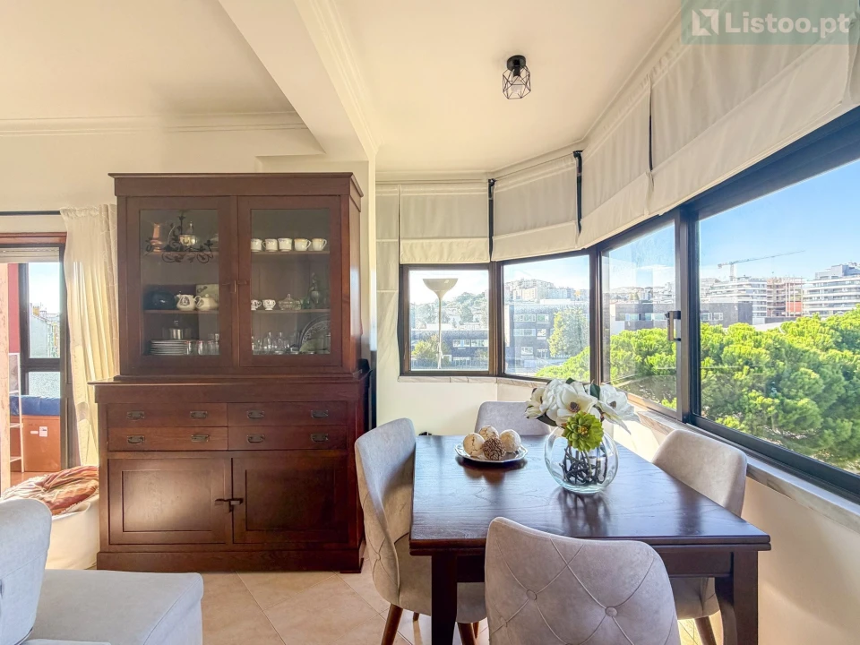 Apartamento T2 para Venda em Venteira Foto 2