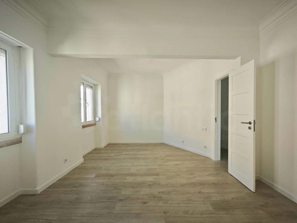 Apartamento T1 para Venda em São Vicente Foto 1