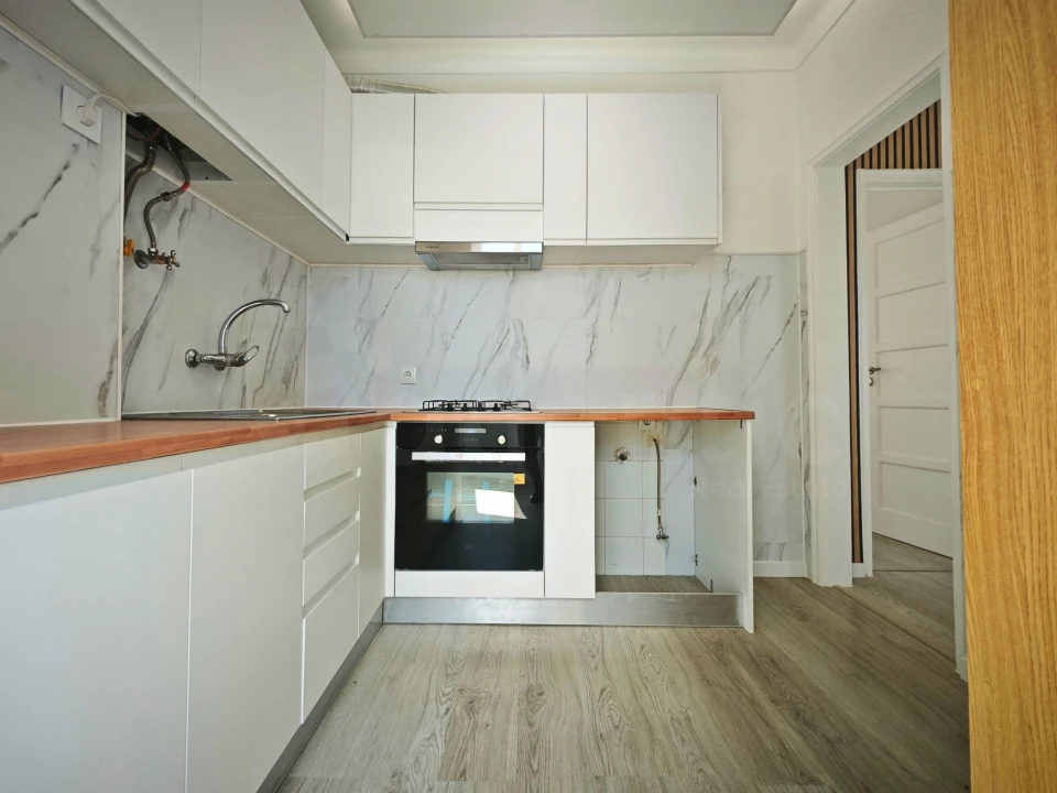 Apartamento T1 para Venda em São Vicente Foto 3