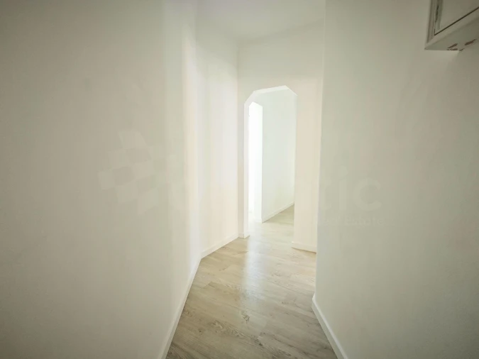 Apartamento T1 para Venda em São Vicente Foto 14