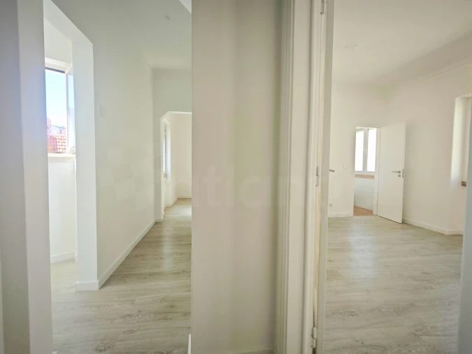 Apartamento T1 para Venda em São Vicente Foto 15
