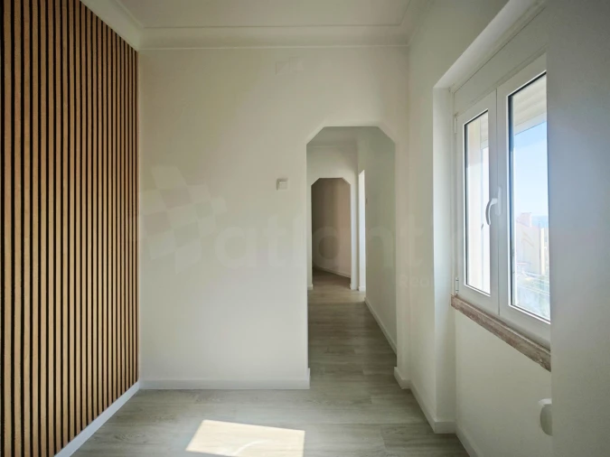 Apartamento T1 para Venda em São Vicente Foto 10