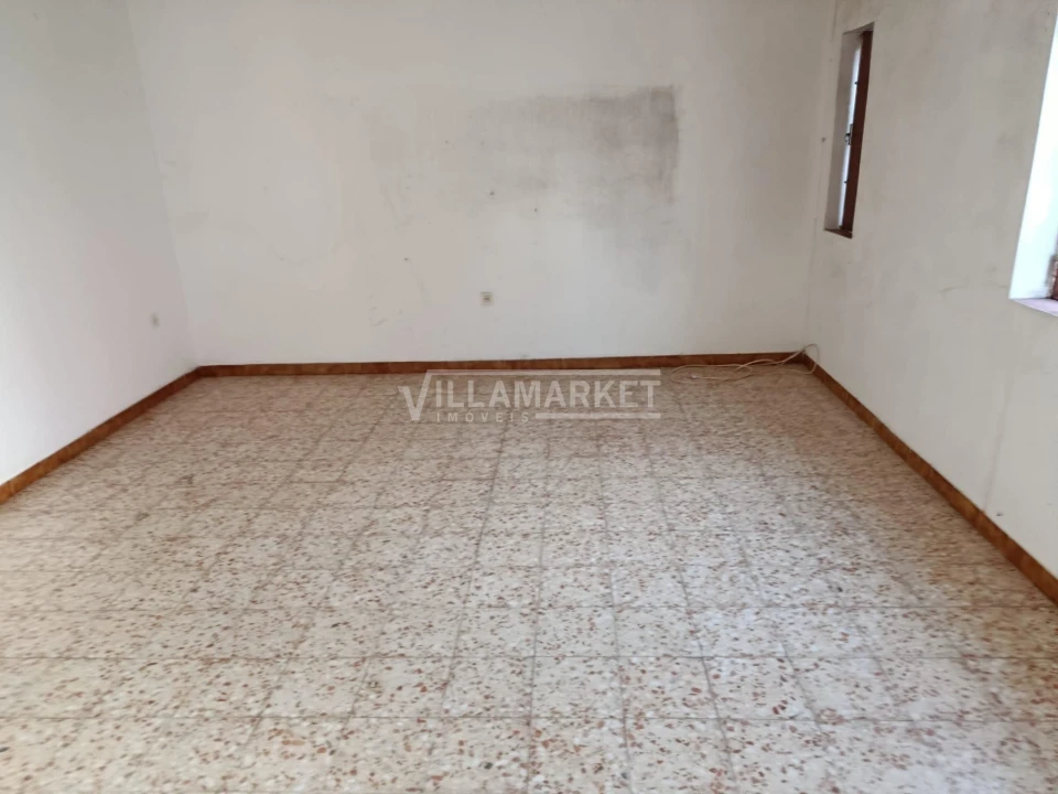 Moradia T2 para Venda em Alvito Foto 5