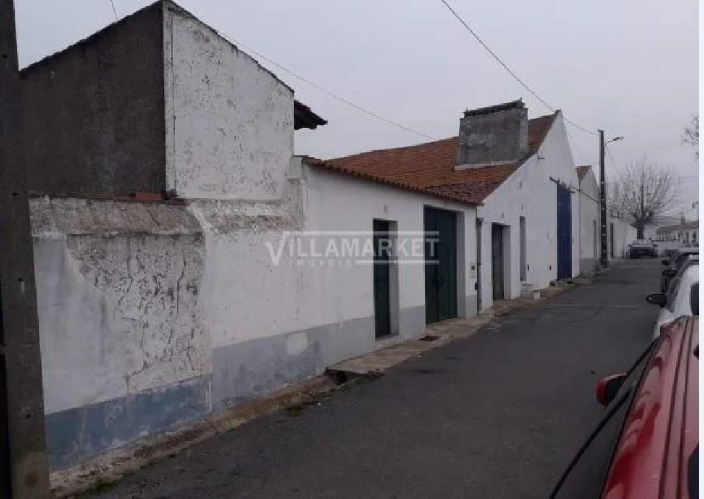 Moradia T2 para Venda em Alvito Foto 1