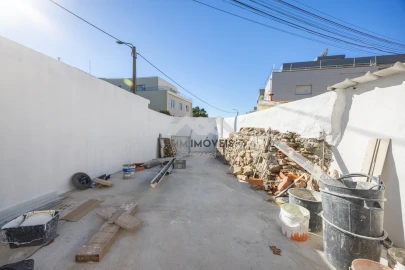 Moradia T3 para Venda em Santa Marinha e São Pedro da Afurada