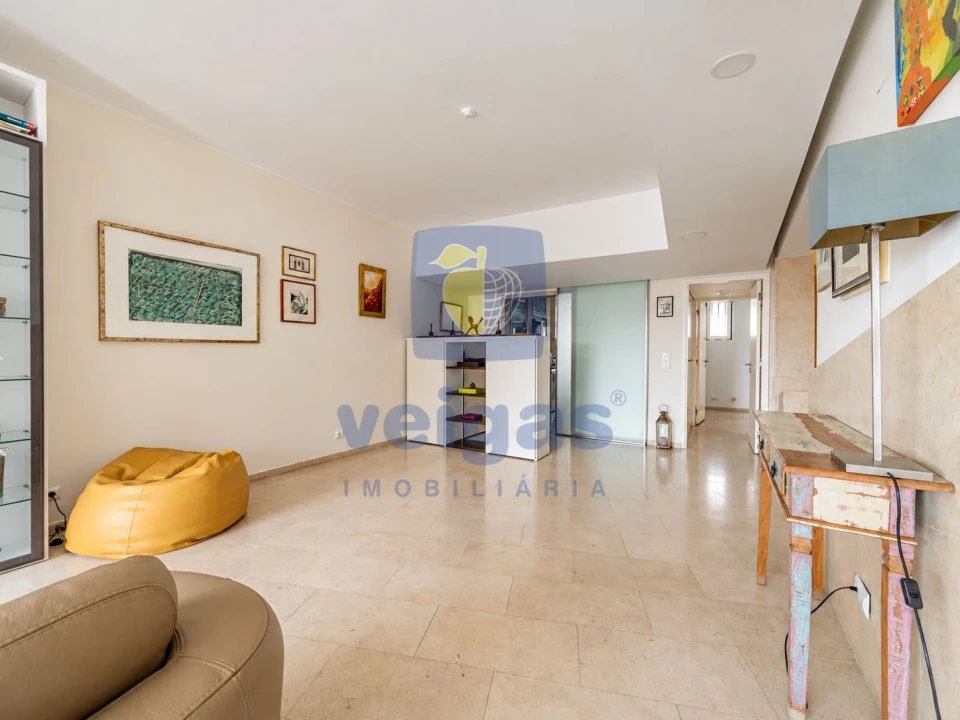Apartamento T4 para Arrendamento em Arroios Foto 25