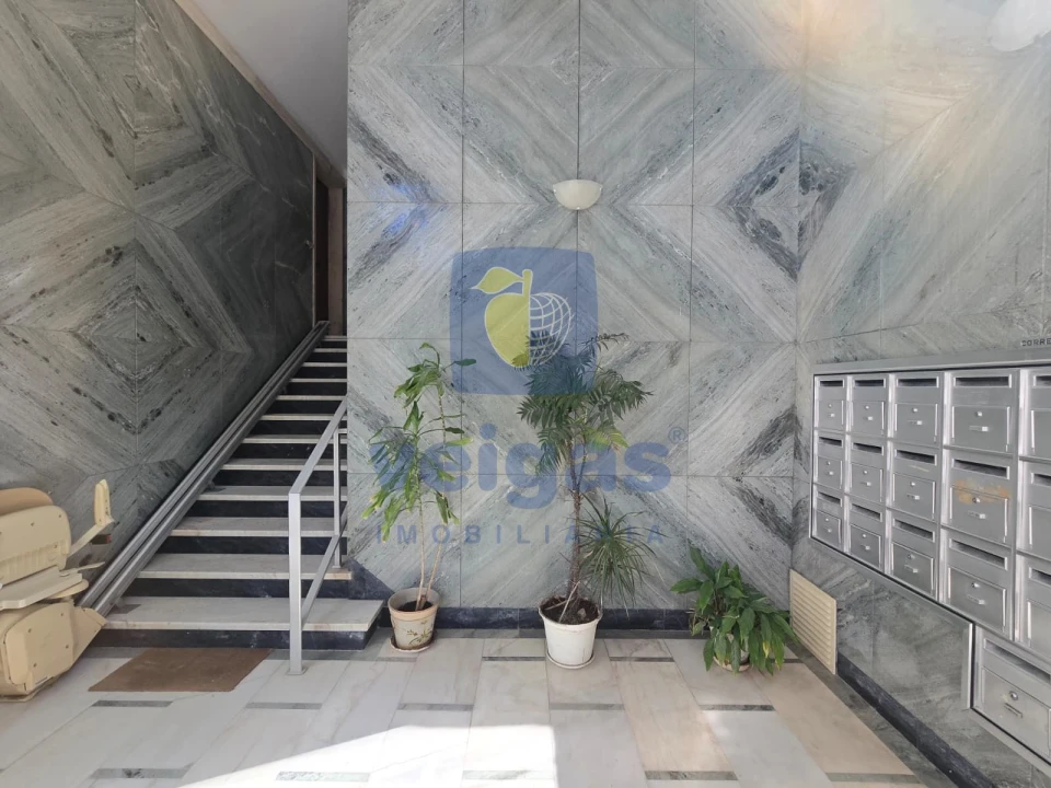 Apartamento T3 para Venda em São Domingos de Benfica Foto 1