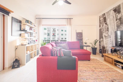 Apartamento T1 para Venda em Agualva e Mira-Sintra