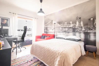 Apartamento T1 para Venda em Agualva e Mira-Sintra
