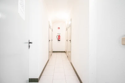 Apartamento T1 para Venda em Agualva e Mira-Sintra