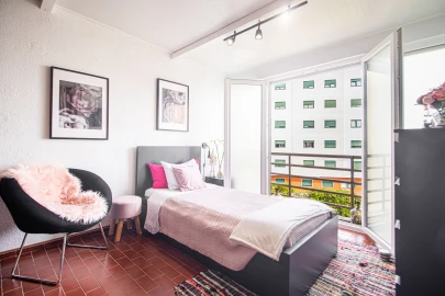 Apartamento T1 para Venda em Agualva e Mira-Sintra