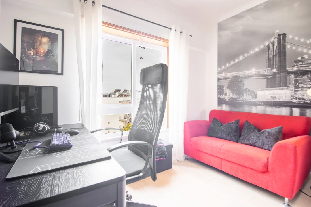 Apartamento T1 para Venda em Agualva e Mira-Sintra Foto 24