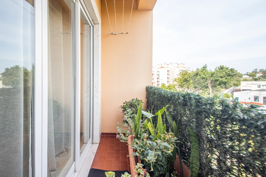 Apartamento T1 para Venda em Agualva e Mira-Sintra Foto 14