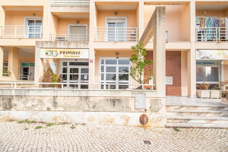 Apartamento T1 para Venda em Agualva e Mira-Sintra Foto 36