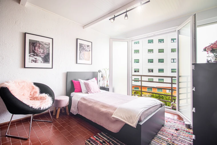 Apartamento T1 para Venda em Agualva e Mira-Sintra Foto 17