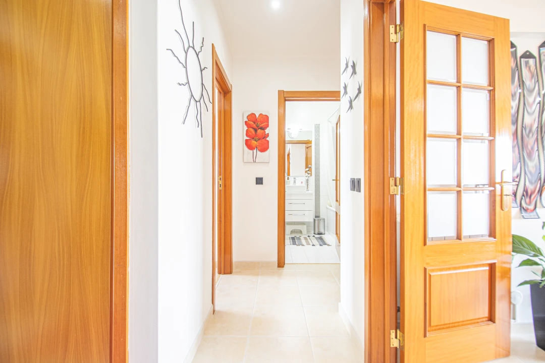 Apartamento T1 para Venda em Agualva e Mira-Sintra Foto 21