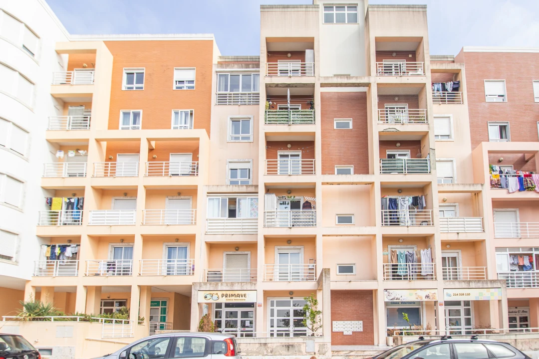 Apartamento T1 para Venda em Agualva e Mira-Sintra Foto 35