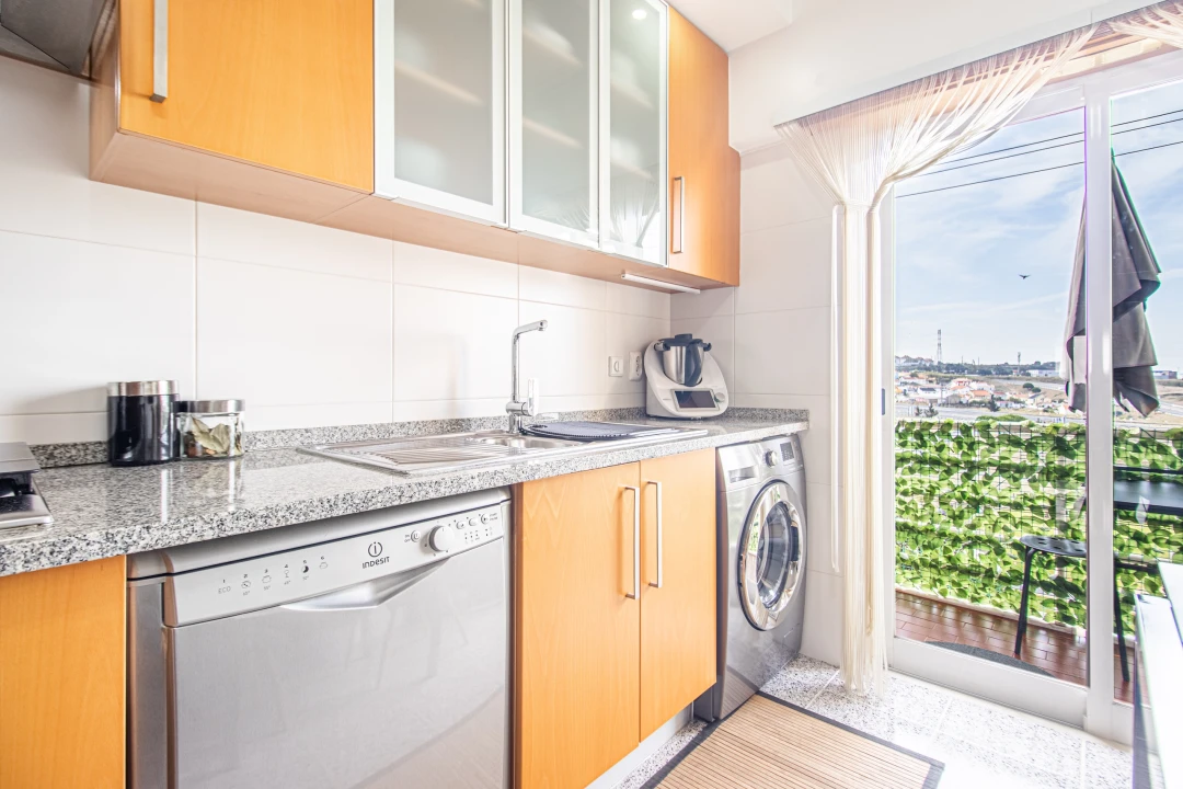 Apartamento T1 para Venda em Agualva e Mira-Sintra Foto 6
