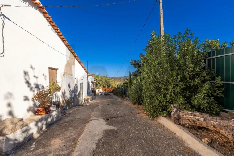 Moradia T2 para Venda em Silves Foto 3