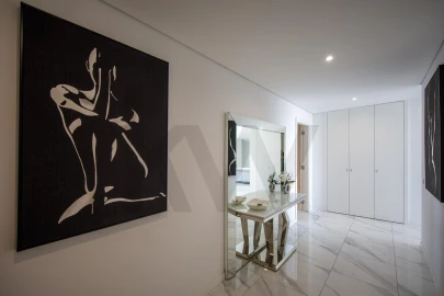Apartamento T4 para Venda em Portimão