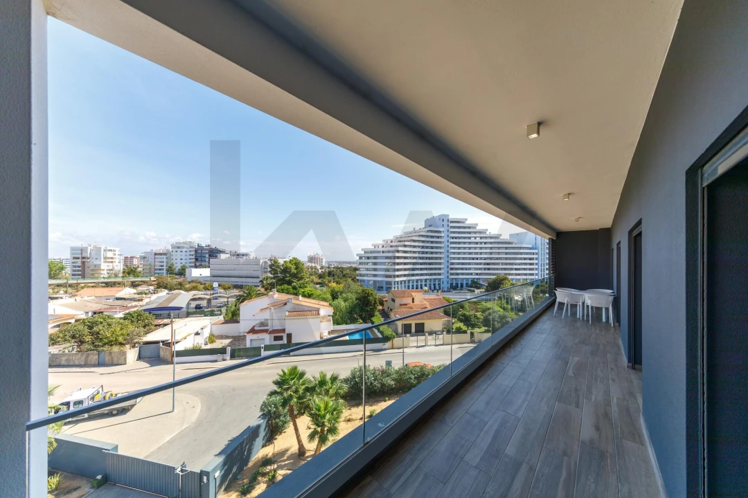 Apartamento T4 para Venda em Portimão Foto 25