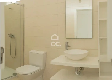Moradia T5 para Venda em Carreço