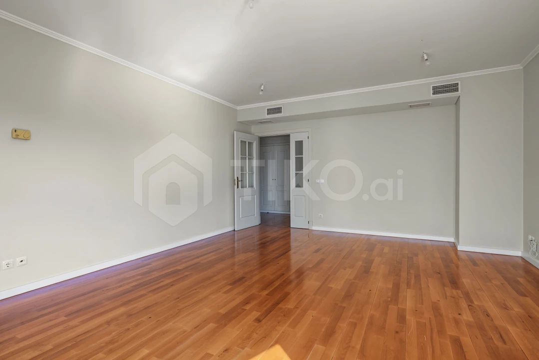 Apartamento T2 para Venda em Arroios Foto 3