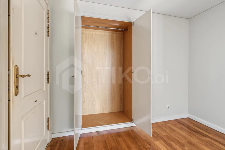 Apartamento T2 para Venda em Arroios Foto 6