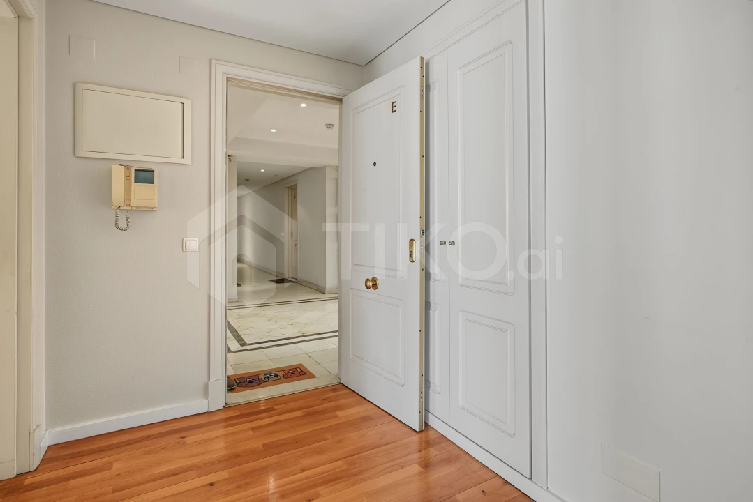 Apartamento T2 para Venda em Arroios Foto 10