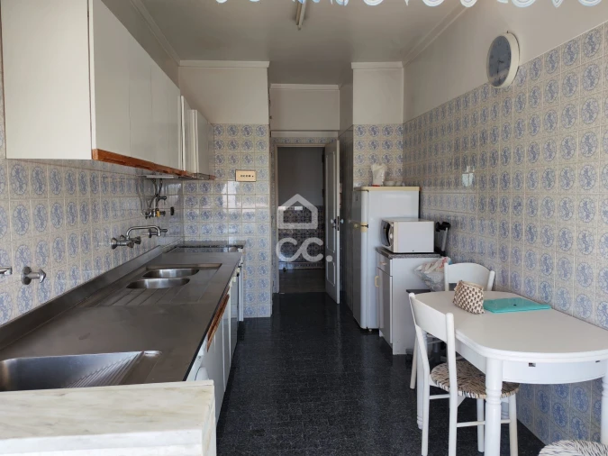 Apartamento T2 para Venda em Penha de França Foto 9