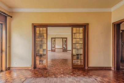Apartamento T5 para Venda em Avenidas Novas
