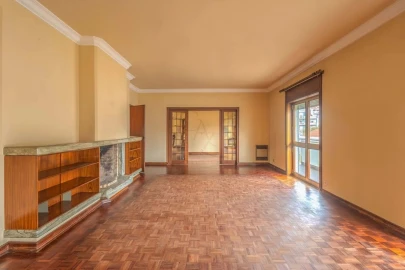 Apartamento T5 para Venda em Avenidas Novas