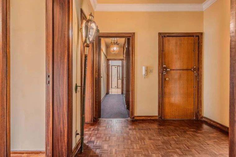 Apartamento T5 para Venda em Avenidas Novas Foto 19