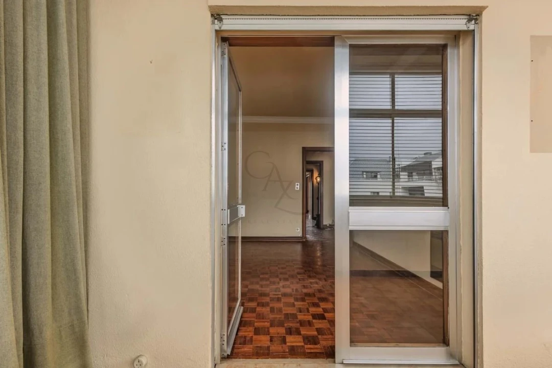 Apartamento T5 para Venda em Avenidas Novas Foto 6