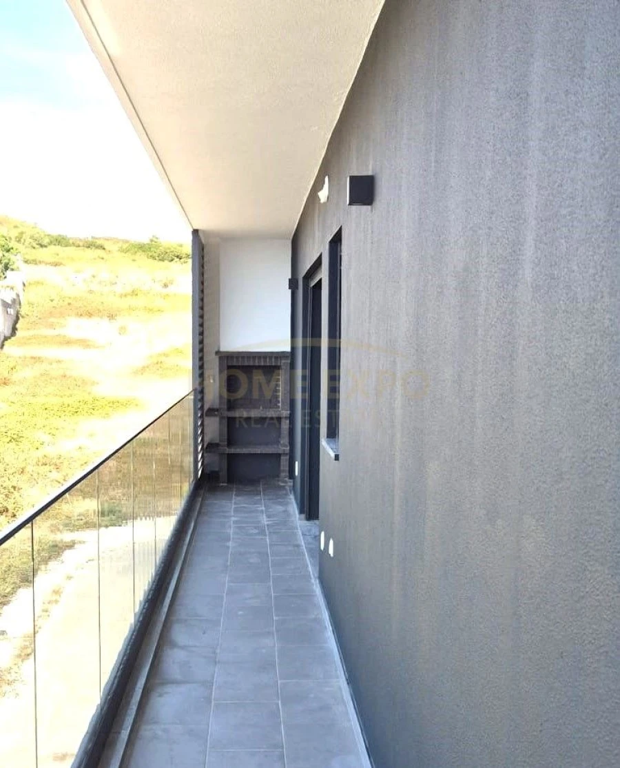 Apartamento T3 para Venda em Santo António dos Cavaleiros e Frielas Foto 16