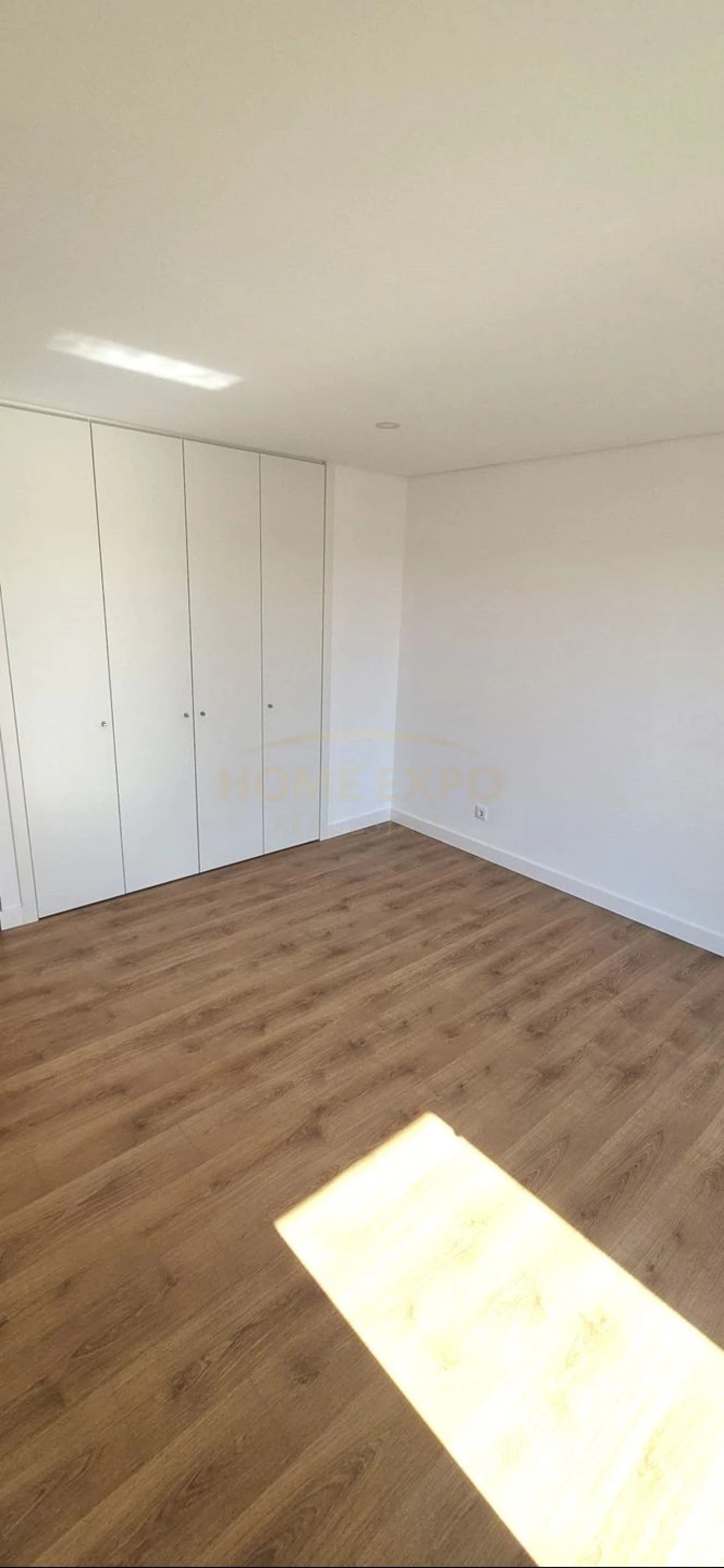 Apartamento T3 para Venda em Santo António dos Cavaleiros e Frielas Foto 13