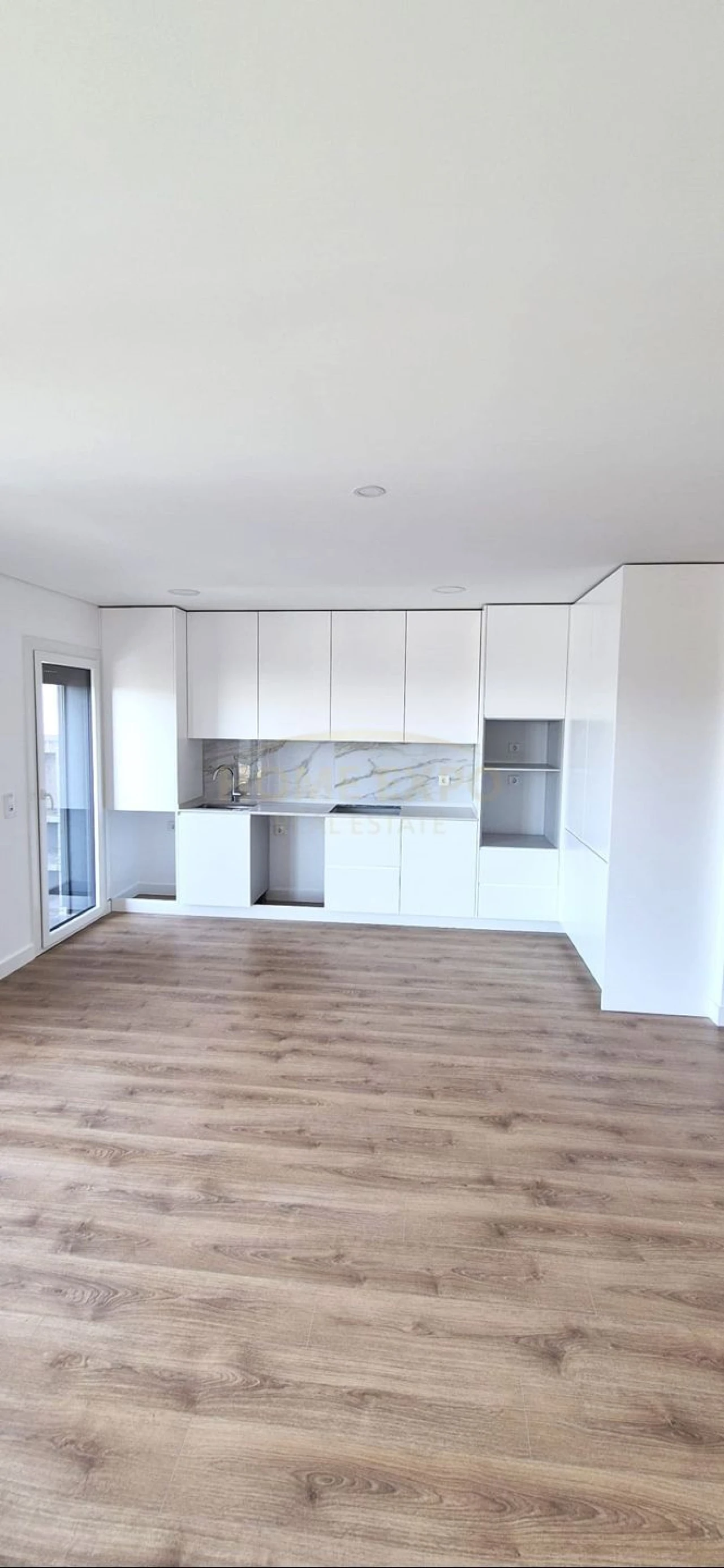 Apartamento T3 para Venda em Santo António dos Cavaleiros e Frielas Foto 6