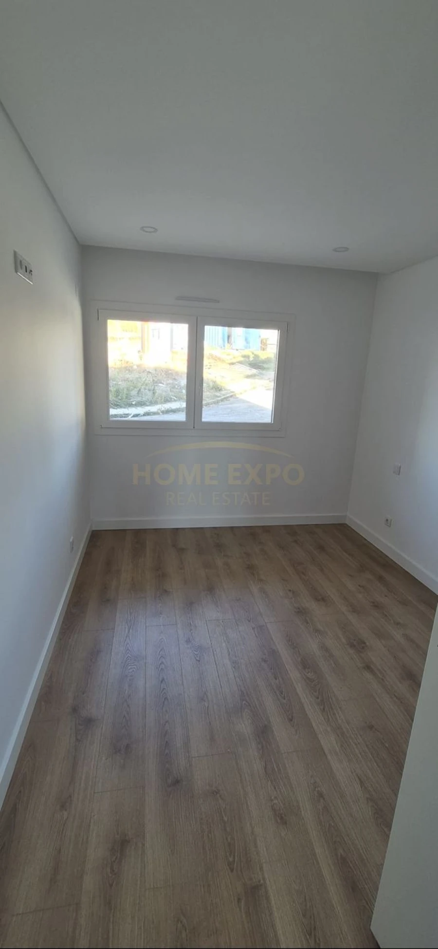 Apartamento T3 para Venda em Santo António dos Cavaleiros e Frielas Foto 8