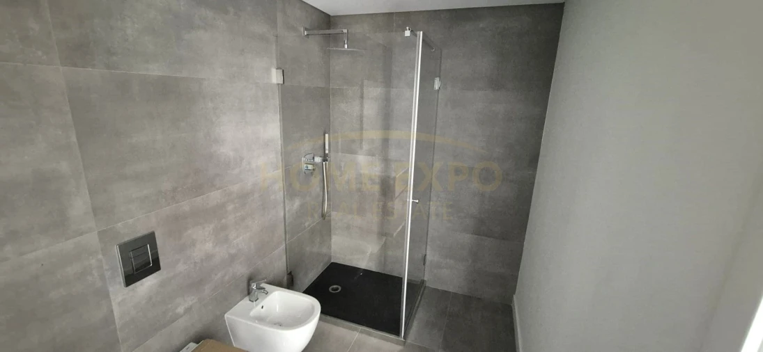 Apartamento T3 para Venda em Santo António dos Cavaleiros e Frielas Foto 12