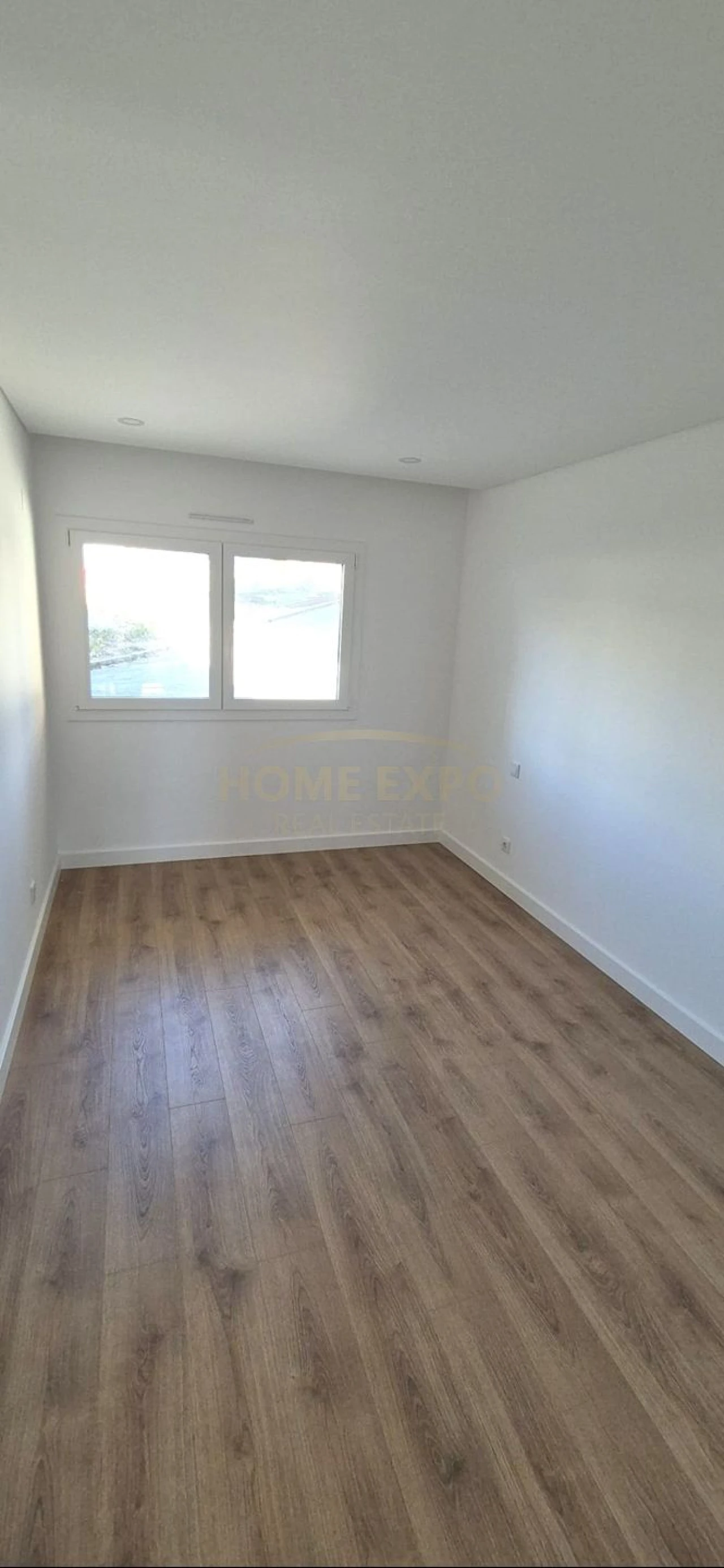 Apartamento T3 para Venda em Santo António dos Cavaleiros e Frielas Foto 6