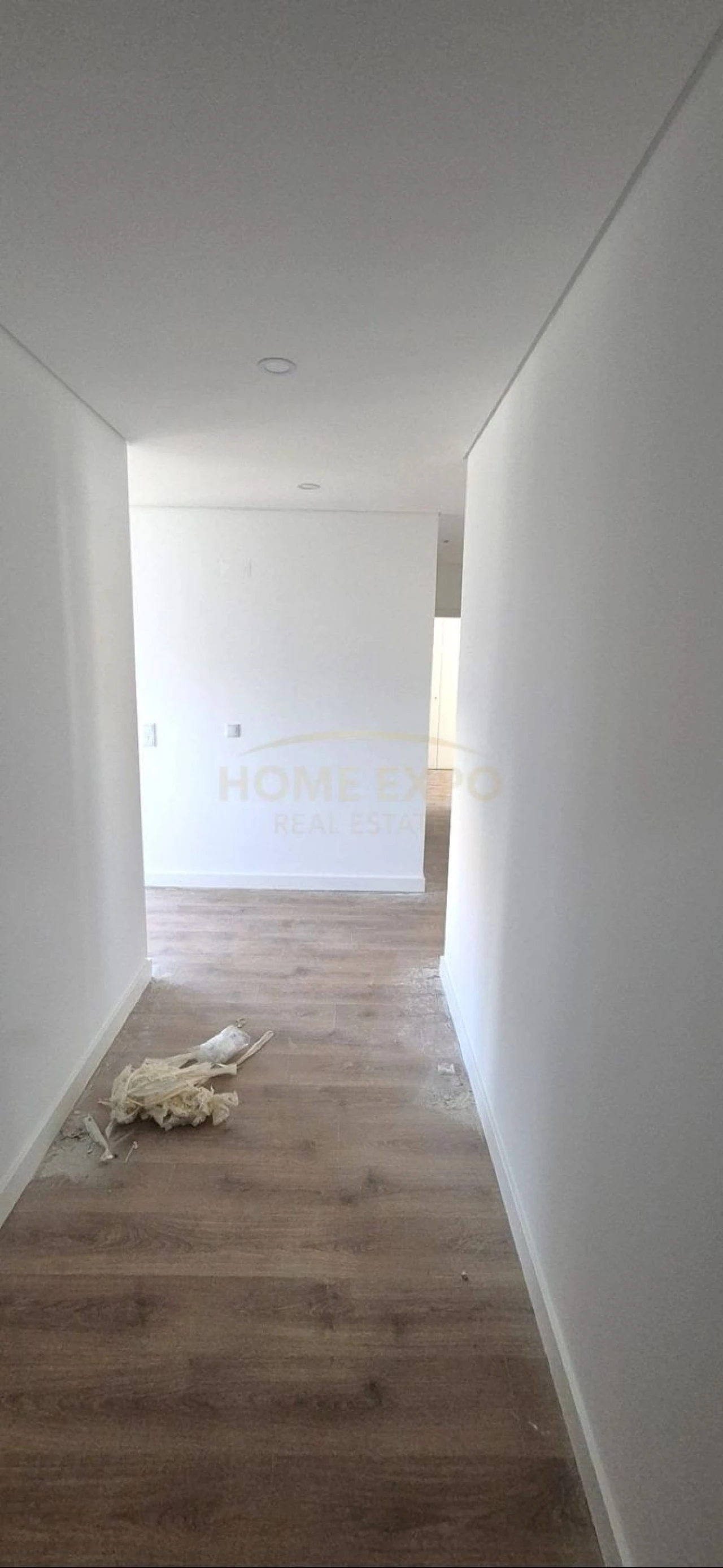 Apartamento T3 para Venda em Santo António dos Cavaleiros e Frielas Foto 7