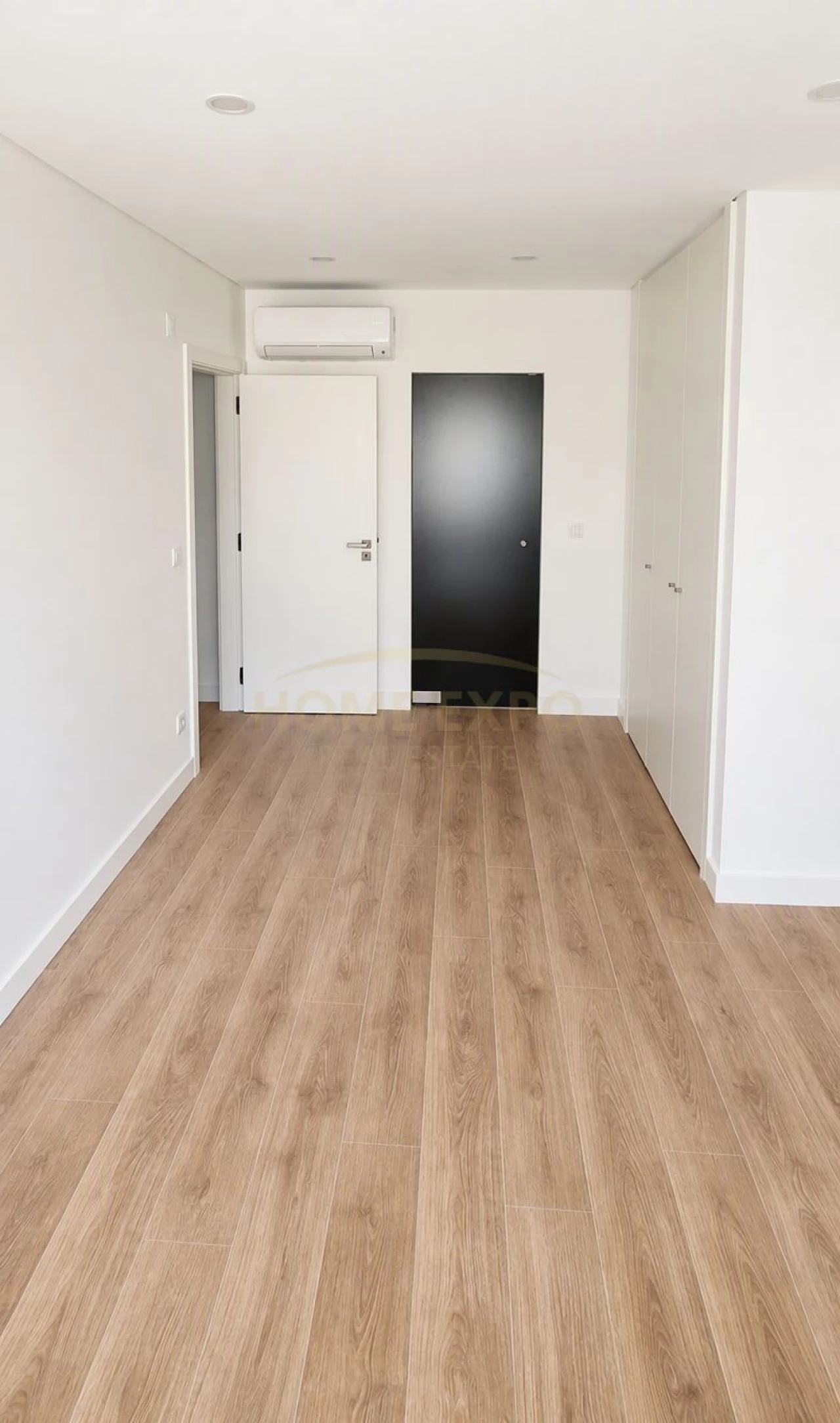 Apartamento T3 para Venda em Santo António dos Cavaleiros e Frielas Foto 3
