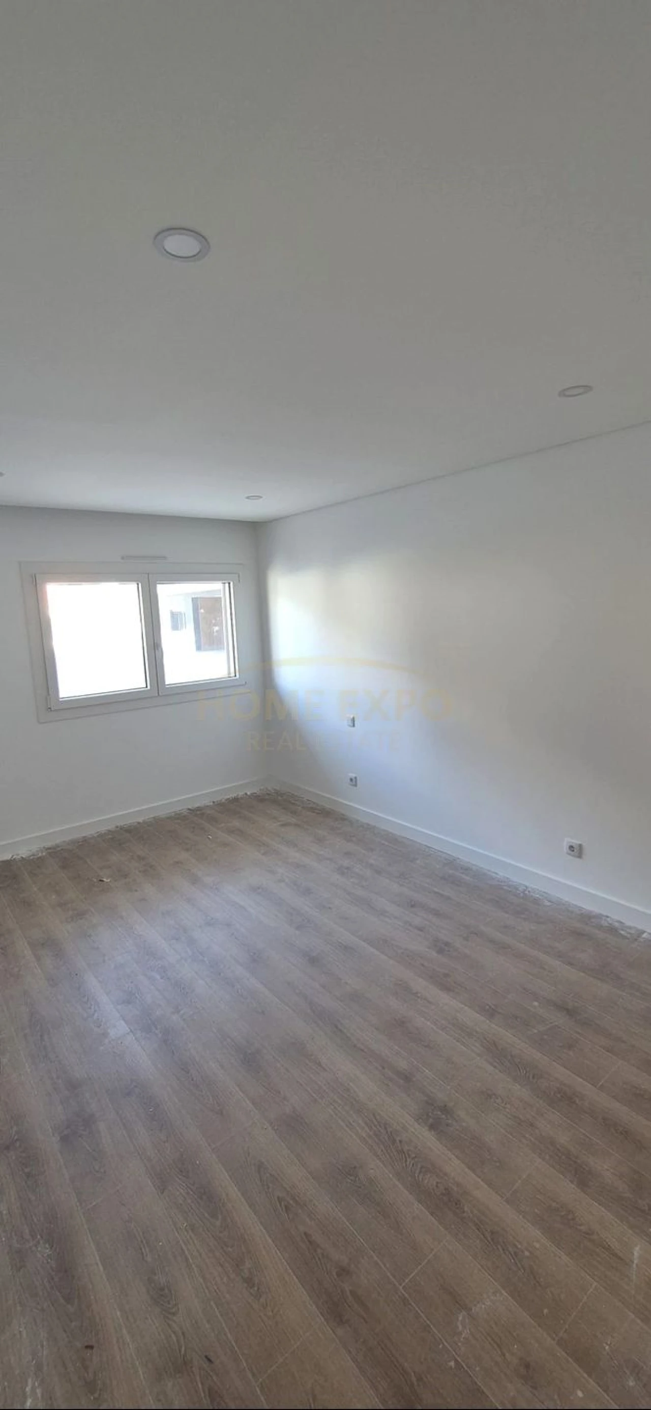 Apartamento T3 para Venda em Santo António dos Cavaleiros e Frielas Foto 6
