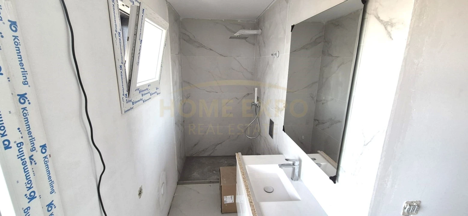 Apartamento T3 para Venda em Santo António dos Cavaleiros e Frielas Foto 9