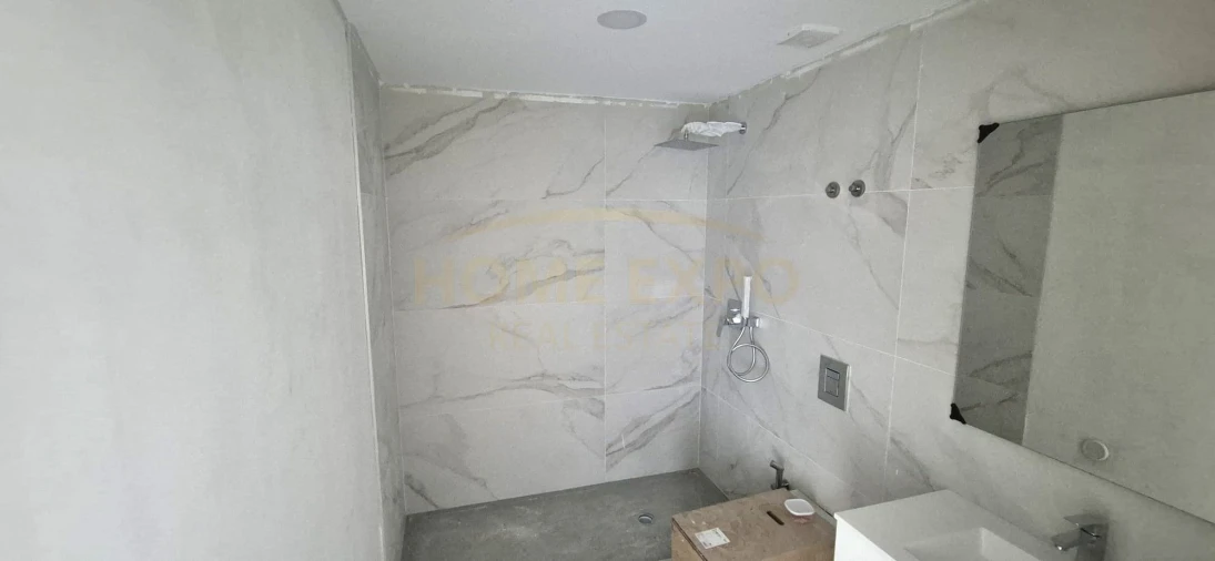 Apartamento T3 para Venda em Santo António dos Cavaleiros e Frielas Foto 8